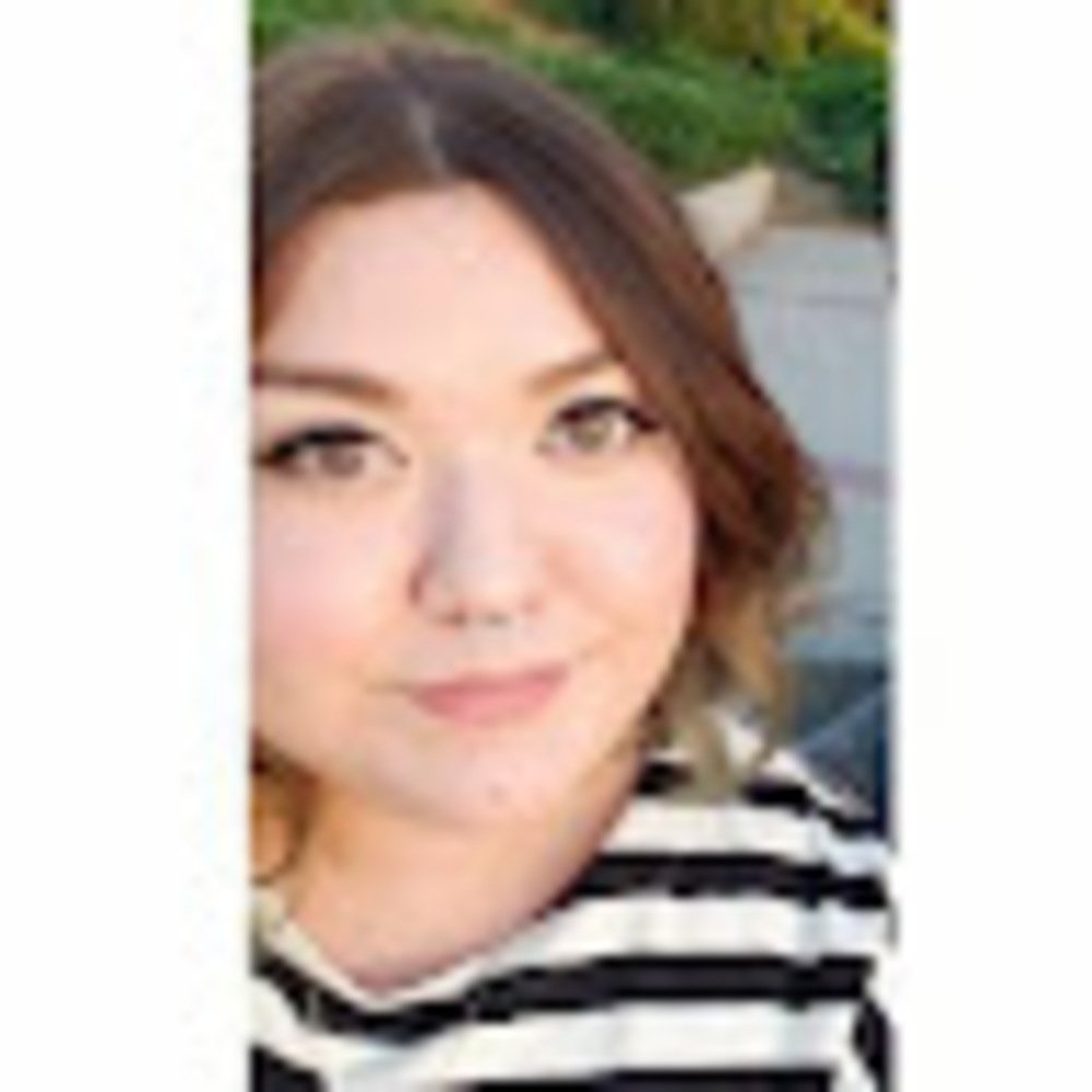 Meet your Posher, Alejandra